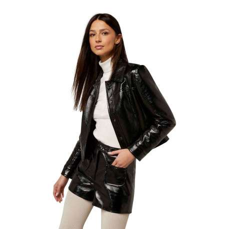 Short chino noir en simili cuir avec une coupe droite et une taille haute - Image 4