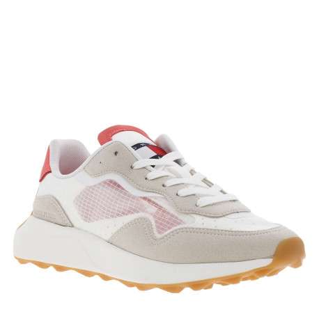 Baskets running beige et corail avec des lacets tressés blancs - Image 3