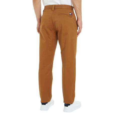 Pantalon chino en coton biologique mélangé camel avec une coupe regular fit - Image 3