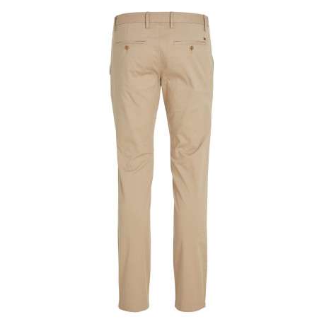 Pantalon Bleeker en coton beige uni avec une coupe chino et poches latérales - Image 3