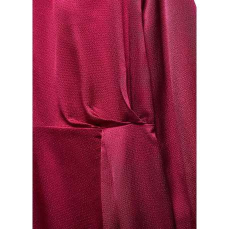 Robe courte framboise avec une coupe fluide un col rond et manches bouffantes - Image 5