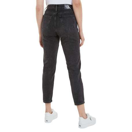 Jean en coton mélangé noir délavé avec une coupe mom et une taille haute - Image 8
