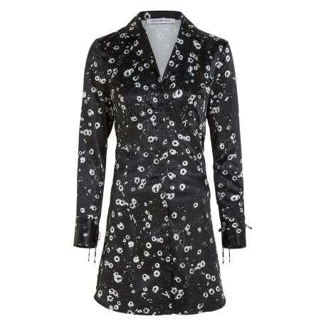 Robe courte noire fleurie avec coupe ajustée col v à revers et à manches longues - Image 3