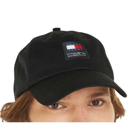 Casquette en coton biologique noire unie coupe strapback et étiquette cousue - Image 3
