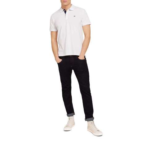 Polo en coton blanc uni coupe droite avec un col fermé par 2 boutons - Image 12