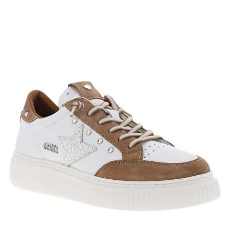 Baskets basses en cuir blanc et marron à plateforme avec des lacets élastiqués - Image 3