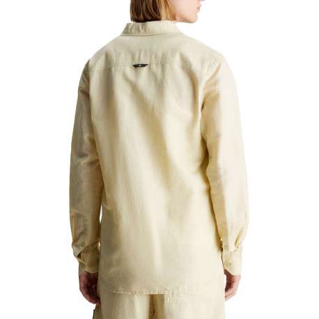 Chemise en coton et lin mélangé tilleul avec une coupe slim et un col français - Image 3