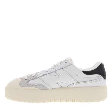 Baskets basses tennis 302 en cuir blanches à plateforme avec des lacets plats