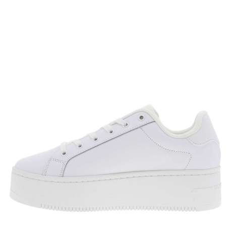Baskets basses tennis en cuir blanches avec semelle plateforme et lacets plats