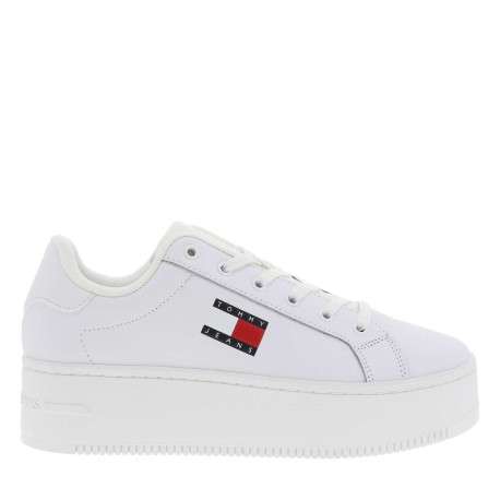 Baskets basses tennis en cuir blanches avec semelle plateforme et lacets plats - Image 2