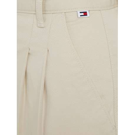 Short Claire en coton beige uni avec une coupe chino et 5 passants - Image 6