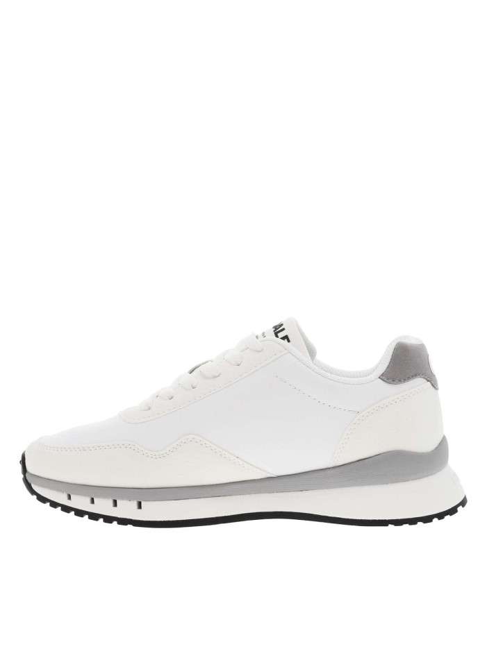 Baskets basses blanches...