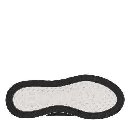 Baskets basses running noires en slip-on avec des lacets plats - Image 5