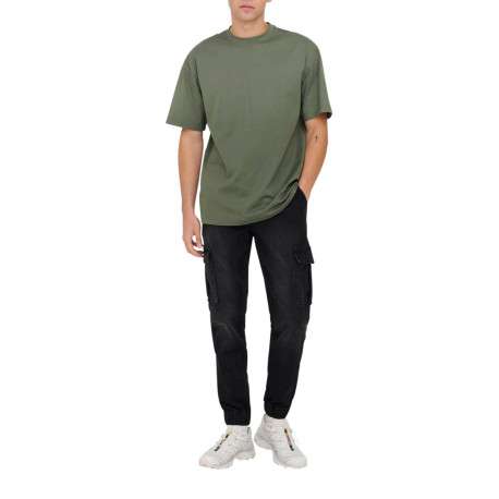 T-shirt en coton biologique olive uni à coupe droite et col rond - Image 7