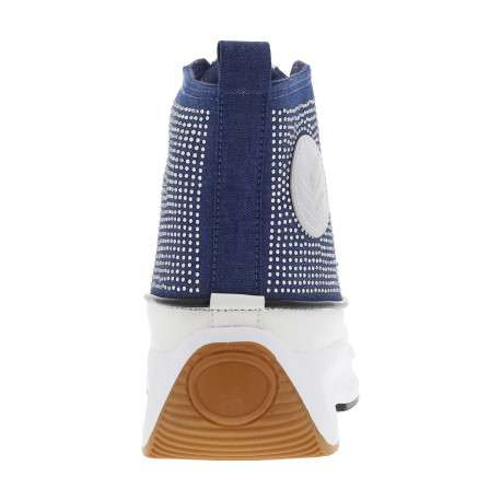 Baskets montantes en toile bleu jean avec des lacets plats et des strass - Image 6