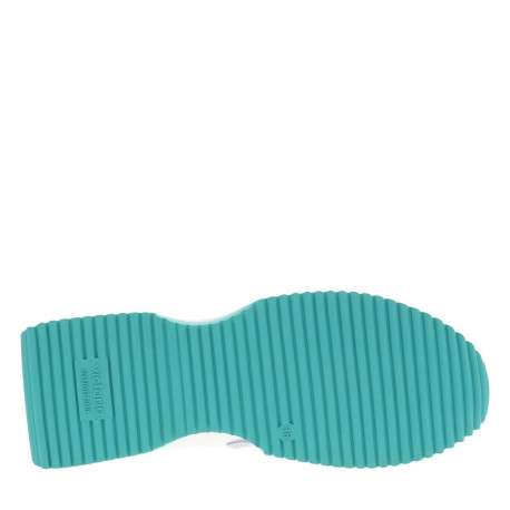 Baskets basses en cuir nubuck grises avec des lacets et une semelle running - Image 5