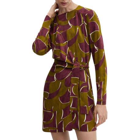 Robe courte rouge imprimé géométrique avec coupe portefeuille et col asymétrique - Image 2