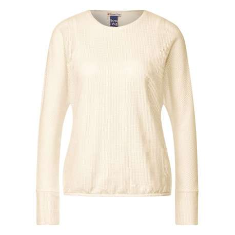 Pull écru uni avec une coupe droite un col rond et des manches longues
