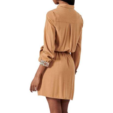 Robe courte camel unie à coupe portefeuille col français et à manches longues - Image 2