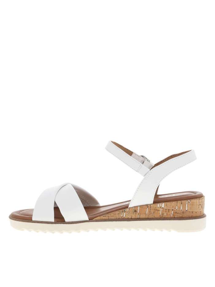 Nu-pieds blancs avec bande...