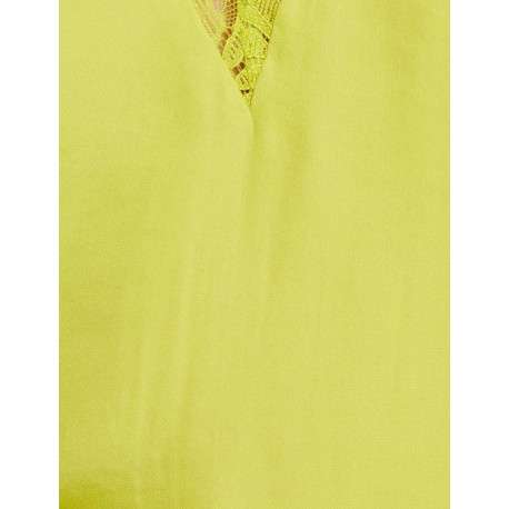 Top sans manches jaune en dentelle avec une coupe droite et un col v - Image 2