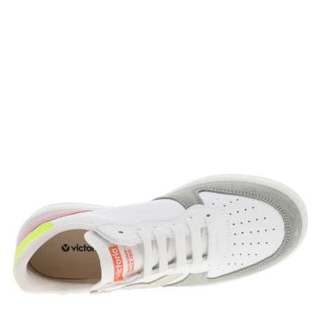Baskets basses tennis en cuir blanches avec patchwork et lacets plats - Image 4