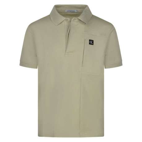 Polo en coton sable uni avec des manches courtes et un col boutonné caché