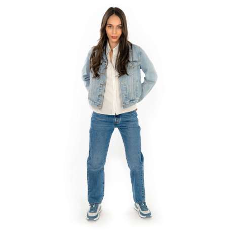 Blouson en jean bleu stone effet délavé avec un col à revers