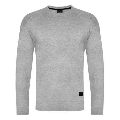 Pull gris uni avec une coupe droite un col rond et des manches longues