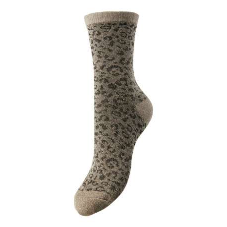 Chaussettes couleur taupe à tâches noires et avec une coupe haute
