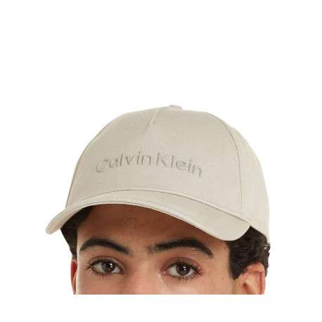 Casquette en coton écrue unie avec visière arrondie et nom de la marque - Image 3