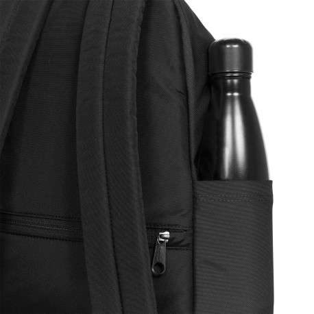 Sac à dos Day Pak'R noir avec patch logotpé à l'avant et multiples rangemments - Image 4
