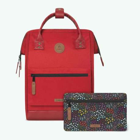Sac à dos rouge uni avec anse et poches zippées et pochette fleurie