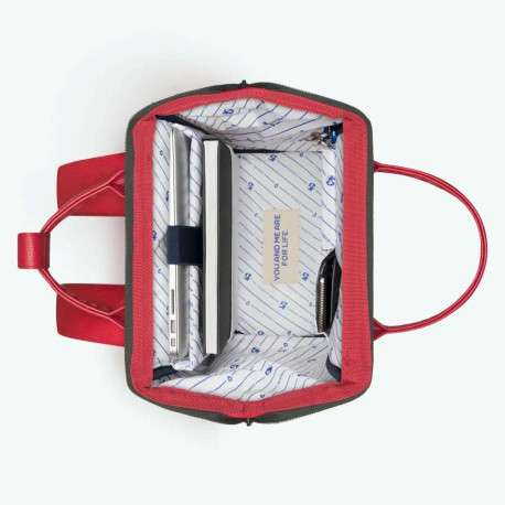 Sac à dos rouge uni avec anse et poches zippées et pochette fleurie - Image 3