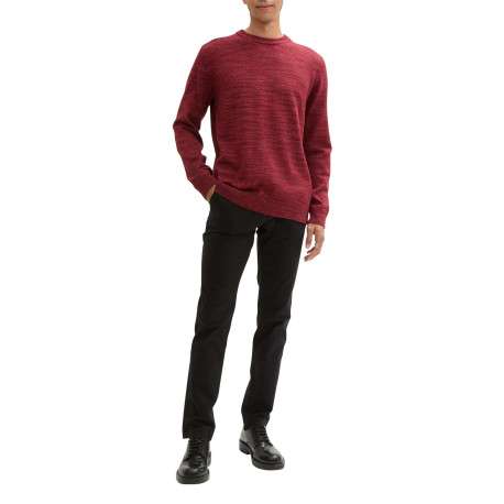 Pull bordeaux uni avec un col rond à coupe droite et un patch d'authenticité - Image 3