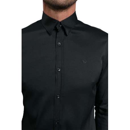Chemise noire unie coupe slim fit col américain et à manches longues - Image 6