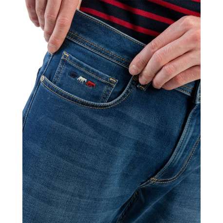 Jean indigo délavé avec une coupe ajustée et des passants pour la ceinture - Image 7