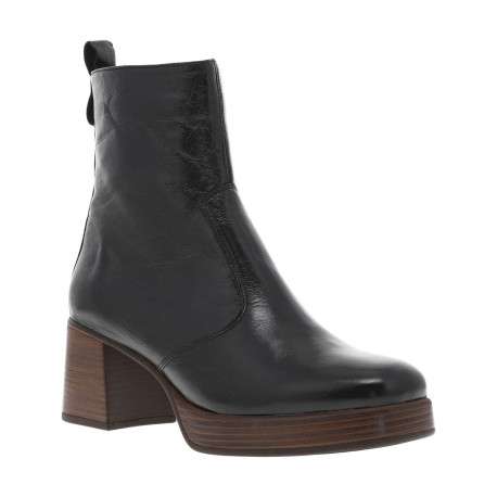 Boots en cuir noires à semelle à talon décroché haut avec une languette - Image 4