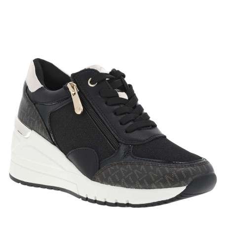 Baskets running noires avec semelle à talon compensé moyen et lacets - Image 9