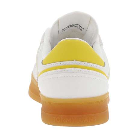 Baskets tennis blanches et jaunes plates avec semelle en gomme et lacets plats - Image 6