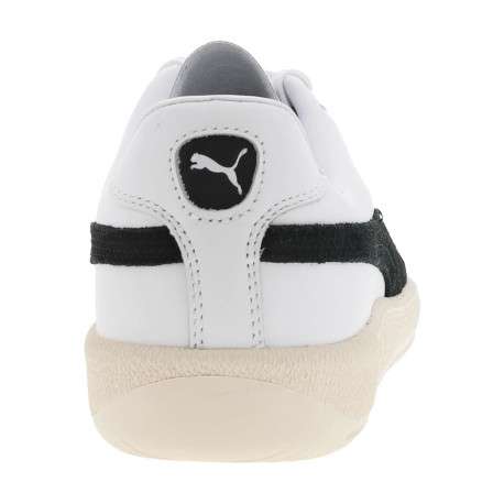 Sneakers multisport en cuir de vachette blanches plates avec des lacets plats - Image 6