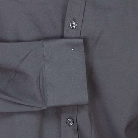 Chemise noire unie coupe slim fit col américain et à manches longues - Image 3