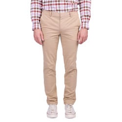 Chino beige uni avec une coupe regular fit et une taille basse