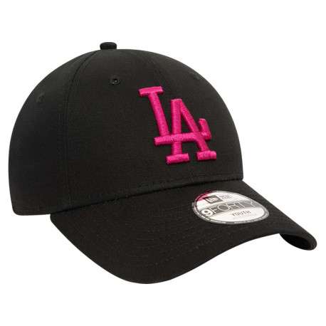 Casquette strapback en coton noire unie avec de la broderie fuchsia