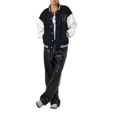 Blouson Bomber Varsity noir et blanc à coupe oversize avec écusson et liserés - Image 13