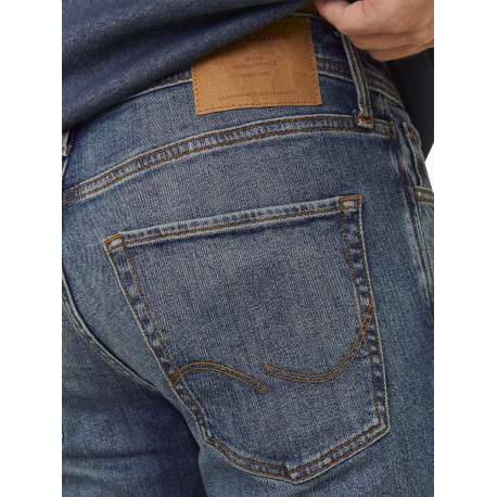 Jean en coton biologique bleu indigo délavé aux cuisses à coupe regular fit - Image 3
