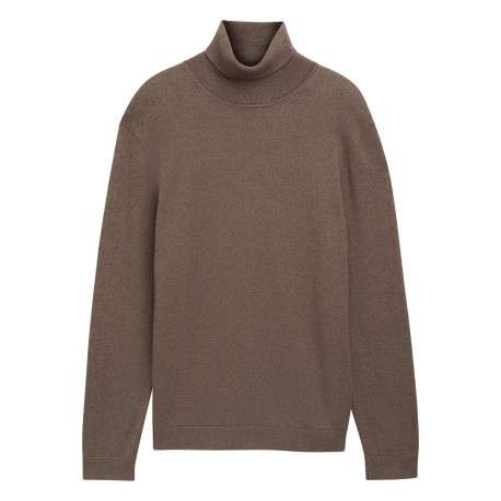 Pull en coton marron uni avec une coupe droite et un col roulé