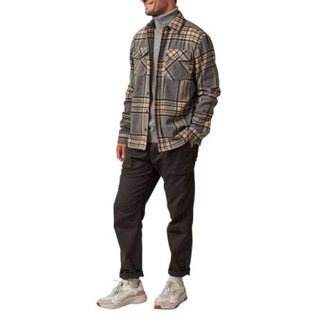 Chemise grise à carreaux droite à col français et à manches longues - Image 3