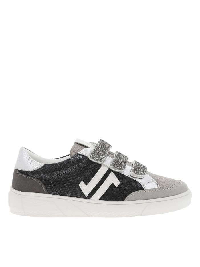 Baskets Fille Gris Et Blanc Cloutées Argentées - Taille 3 US (Youth) - Avec 3 Paires De Lacets - Neuves Sans Boîte