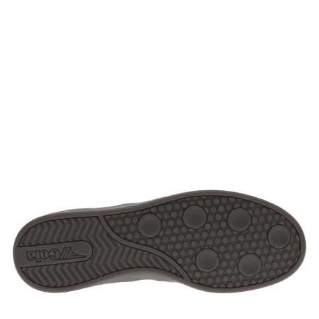 Baskets tennis en croûte de cuir noires à talon plat et à lacets plats noirs - Image 5
